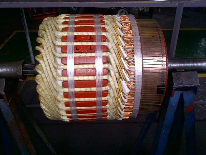 DC armature with copper commutator risers